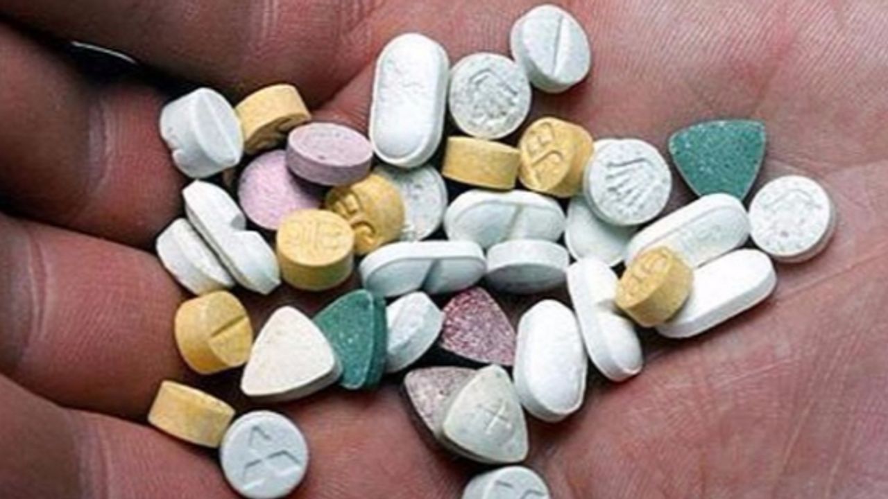Şanlıurfa'da toprağa gömülü binlerce uyuşturucu yakalandı