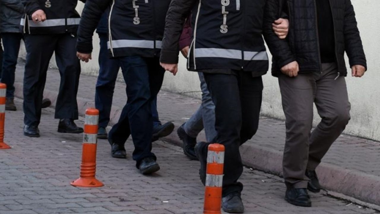 Şanlıurfa'da telefonla dolandırıcılık yapan 3 zanlı tutuklandı
