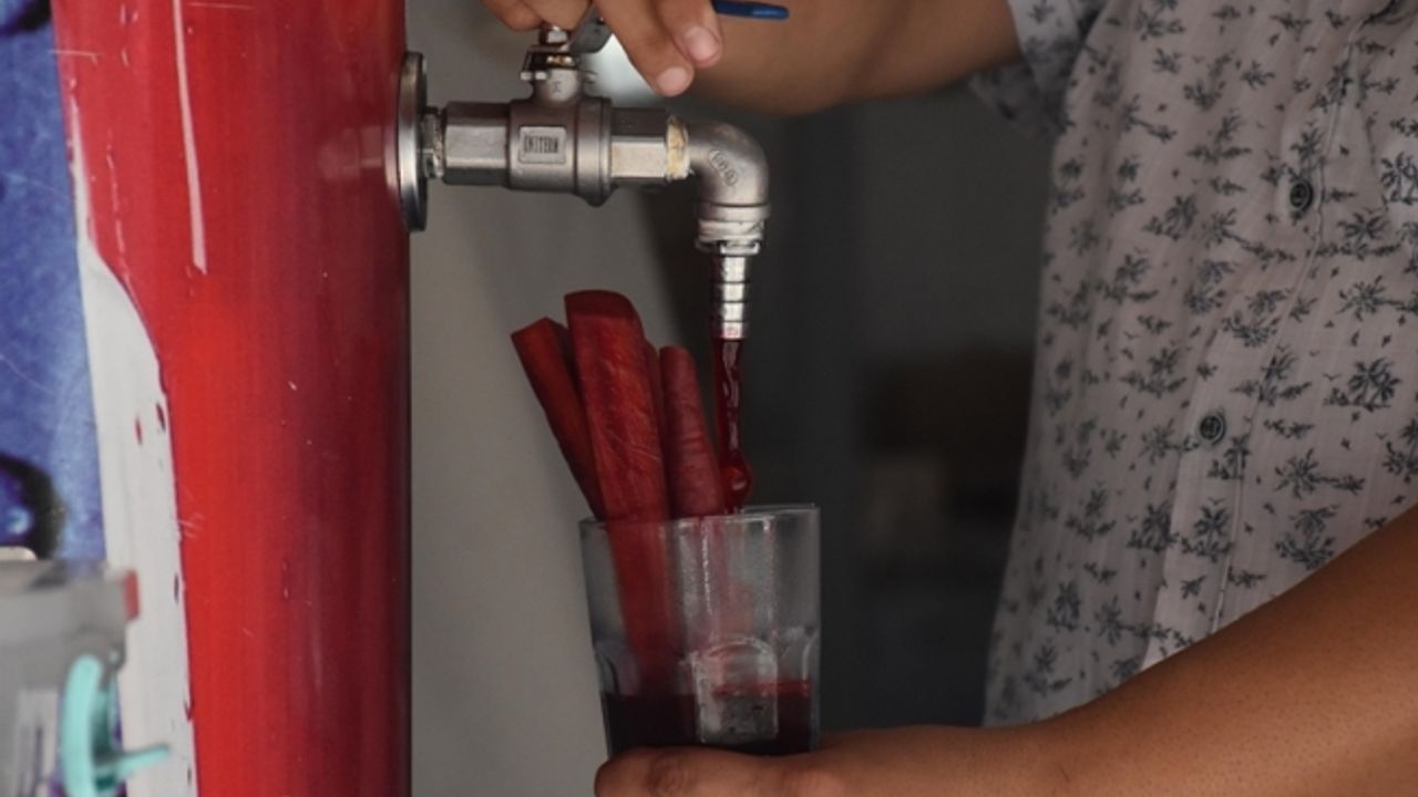 Adana kebabının 'tescilli dostu': Şalgam suyu