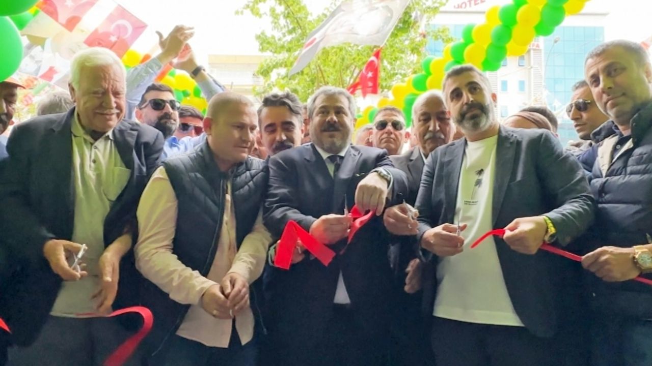 Bağımsız Aday Fatih Bucak, Şanlıurfa'da 1 günde 5 seçim bürosu açtı