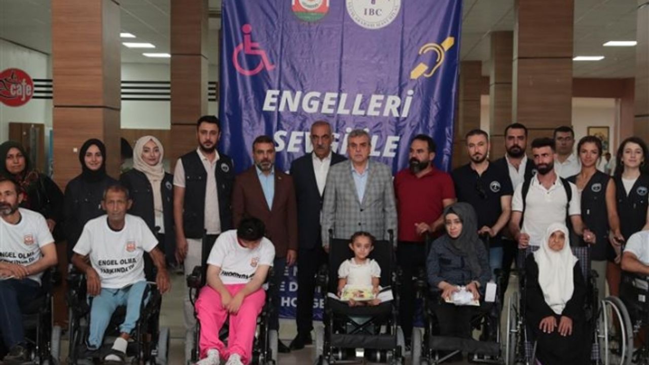 Şanlıurfa'da Engeller Sevgi İle Aşıldı