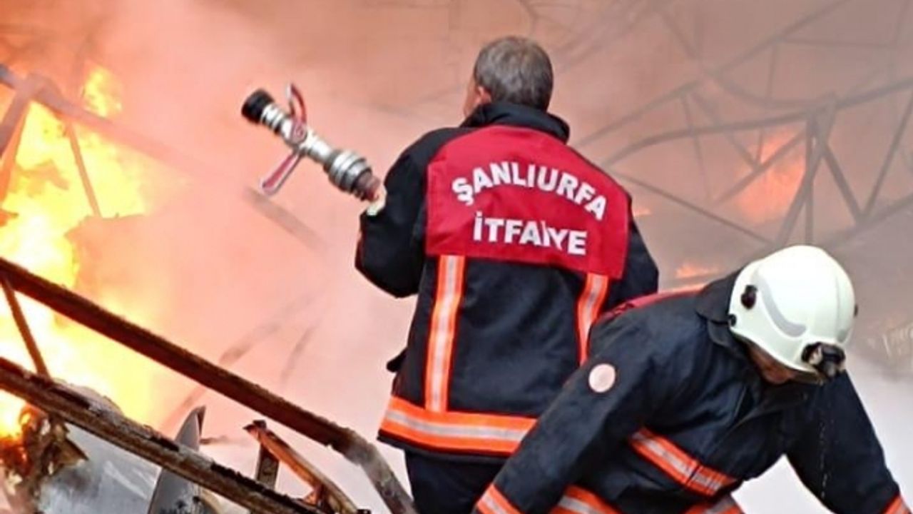 Şanlıurfa'da depo yangını hasara neden oldu
