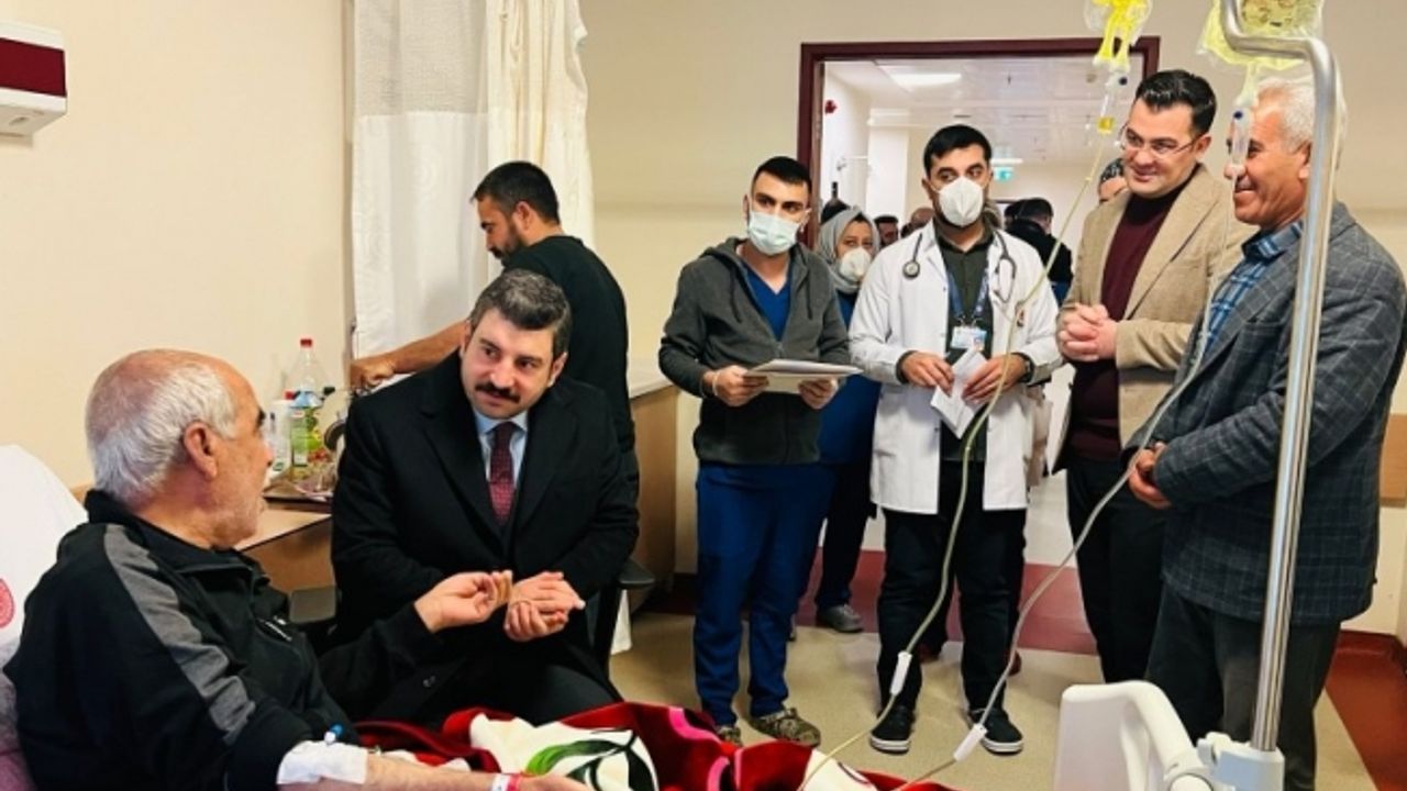 Milletvekili Eyyüpoğlu hasta vatandaşların taleplerini dinledi
