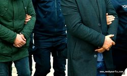İzmir ve 38 ilde FETÖ'nün TSK yapılanmasına yönelik operasyon
