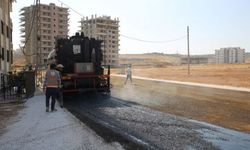 Haliliye'de Yollar Sıcak Asfalt Çalışmalarıyla Yenileniyor