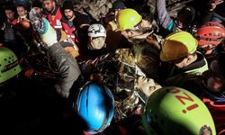 Hatay'da enkaz altında kalan kadın 136 saat sonra kurtarıldı