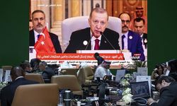 Zulüm karşısında susanlar da, zalimler kadar akan kana ortaktır