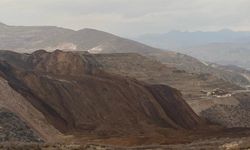 Erzincan'da toprak kayması meydana geldi