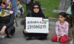 Şanlıurfa'da kadınlar Filistin'e destek için oturma eylemi yaptı