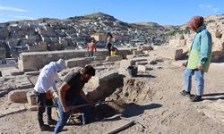 Urfa Kalesi kazıları bölge tarihine ışık tutuyor