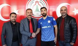 Karaköprü Belediyespor, Orta Saha Oyuncusu Burak Çolak'ı Transfer Etti