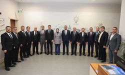 AK Parti Teşkilatları Ankara'ya çıkarma yaptı: Yazmacı'yı ziyaret ettiler