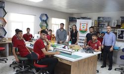 Büyükşehir’den öğrencilere Robotik Kodlama Desteği