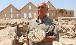 Harran'da baklava dilimi desenli tarihi ekmek kalıbı bulundu