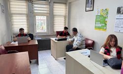 Şanlıurfa'da tarım sayımı için kurulan büroda çalışmalar devam ediyor