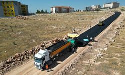Büyükşehir, Halfeti-Bozova Yolunda Asfalt Çalışması Başlattı