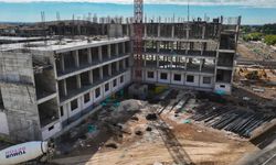 Harran Devlet Hastanesi'nde Katlar Yükseliyor