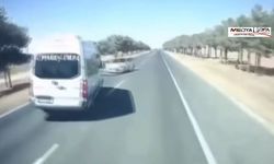 Şanlıurfa'da 1 kişinin öldüğü, 14 kişinin yaralandığı kaza anı araç kamerasında