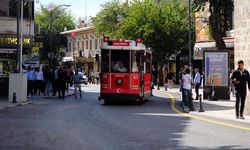 Şanlıurfa Divanyolu Yayalaştırma Projesi Tarihi Dokuya Hayat Veriyor