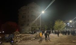 Şanlıurfa'da apartmanda çıkan yangında 9 kişi dumandan etkilendi