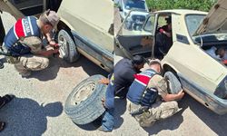 Yolda Kalan Sürücünün İmdadına Jandarma Yetişti
