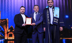 Harran Üniversitesi SHMYO Mezuniyet Töreni Binlerce Kişinin Katılımıyla Gerçekleştirildi