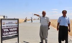 Üç İlçeyi Birleştiren Yolda Beton Yol Seferberliği