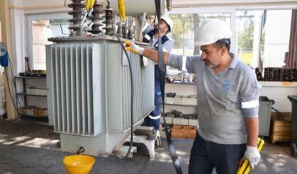 Dicle Elektrik 220 Ton Trafo Yağının Doğaya Salınımını Engelledi!