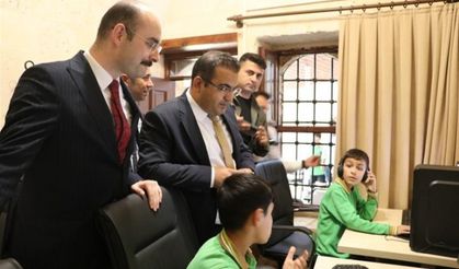 ŞURKAV Kitaphanesi Açıldı