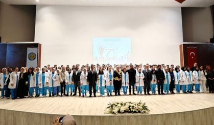 HRÜ’de Geleceğin Diş Hekimleri İlk Önlüklerini Giydi