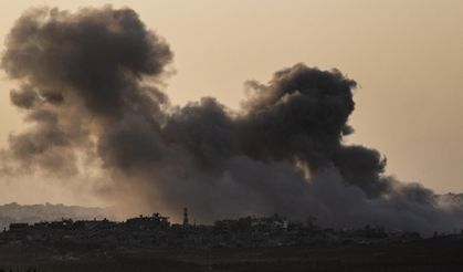İsrail Gazze'de yine sivil yerleşim alanlarını bombaladı