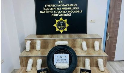 Şanlıurfa'da otomobil stepnesinde uyuşturucu ele geçirildi