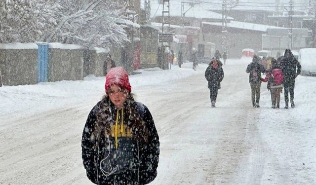 Türkiye, soğuk ve yağışlı sistemin etkisi altına giriyor