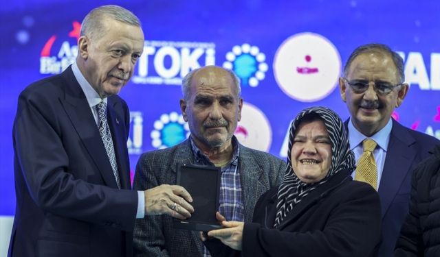 Cumhurbaşkanı Erdoğan, Şanlıurfa Deprem Konutları Kura ve Teslim Töreni'ne katıldı