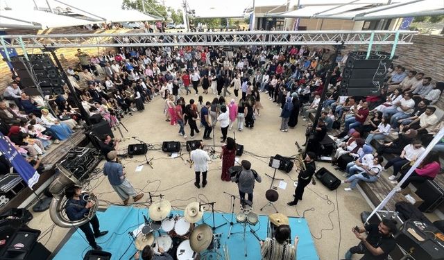 Haidouti Orkestrası Göbeklitepe'de sahne aldı