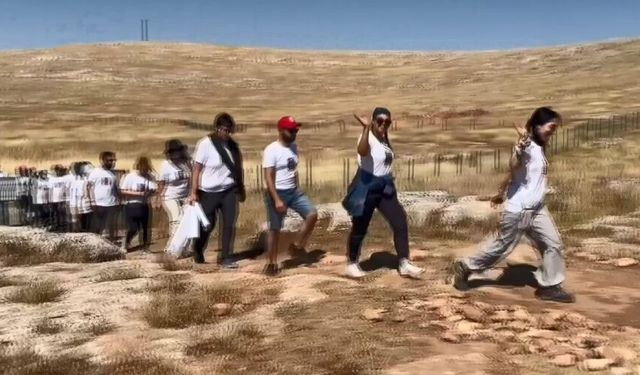 Şanlıurfa'da "Neolitik İnsanın İzinde 12000 Yıllık Hikaye" yürüyüşü