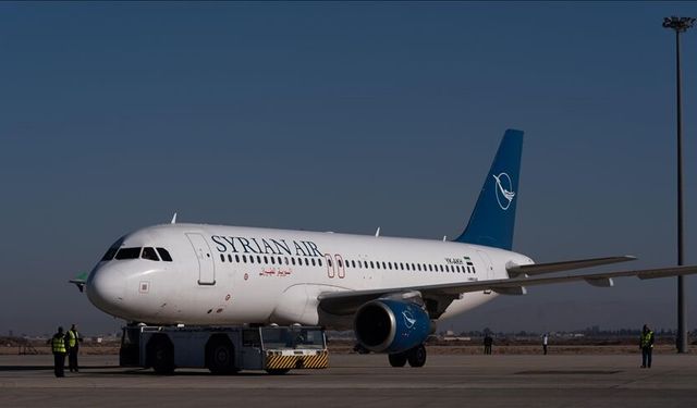 Yıllar sonra Şam Havalimanı'ndan kalkan ilk uçak Halep'e indi