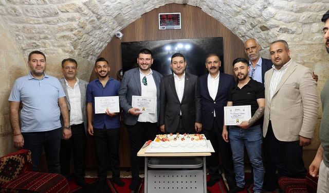 Başkan Özyavuz Liman Ayık Yaşam Derneğini Ziyaret Etti