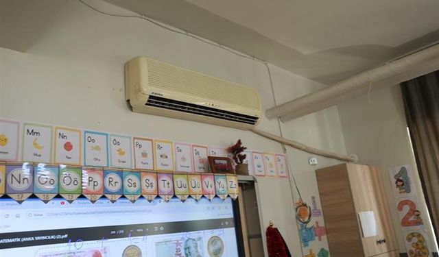 Minik Zeynep 1 İstedi, Başkan Özyavuz Okula 3 Adet Klima Gönderdi