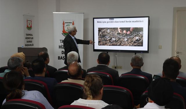 Büyükşehir’den çiftçilere gübreleme eğitimi
