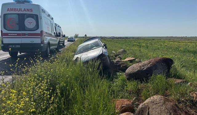 Şanlıurfa'da İki Otomobilin Çarpıştığı Kazada 1 Kişi Öldü