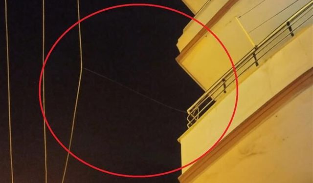 Elektrik Hattına Kanca Atan Şahıs Mahalleyi Elektriksiz Bıraktı!