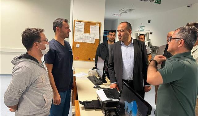 İl Sağlık Müdürü Gece Saatlerinde Sahada