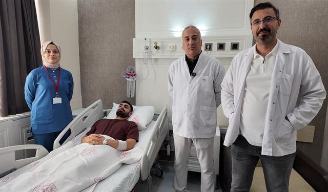 Kalpteki Doğuştan Darlık Başarıyla Açıldı