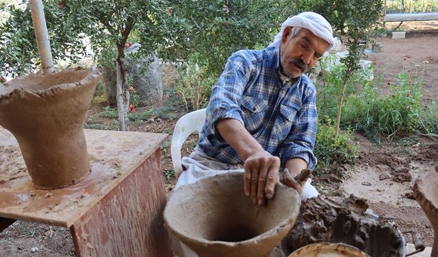 Unutulmaya yüz tutmuş su küplerini geleceğe taşıyorlar