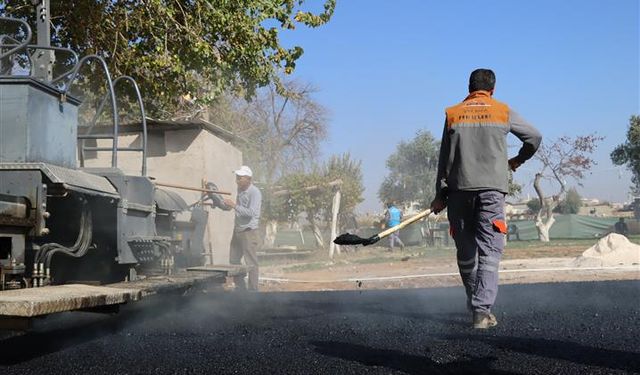 Büyükşehir, Ceylanpınar’da Asfalt Çalışmalarına Hız Verdi