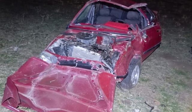 Şanlıurfa'da şarampole devrilen otomobilin sürücüsü öldü