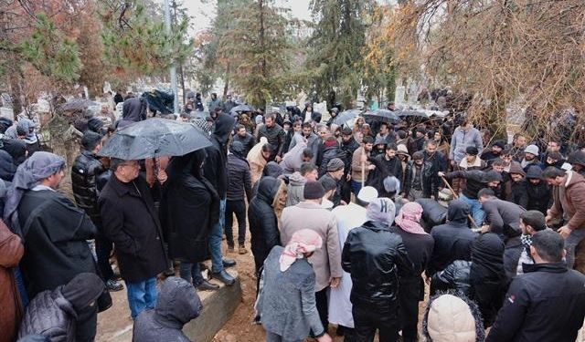 Bozova'daki tüp faciasında hayatını kaybedenler toprağa verildi