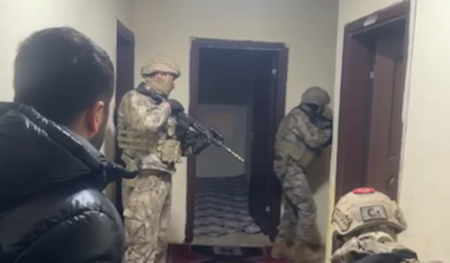 Şanlıurfa'da Göçmen Kaçakçılığı Operasyonu: 7 Tutuklama!