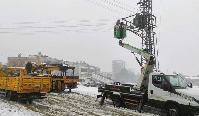 Dicle Elektrik’ten Şanlıurfa’da Zorlu Kış Mesaisi